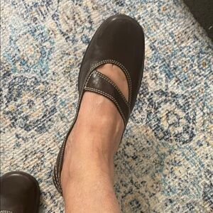 Kenneth Cole Reaction Dark Brown Flats